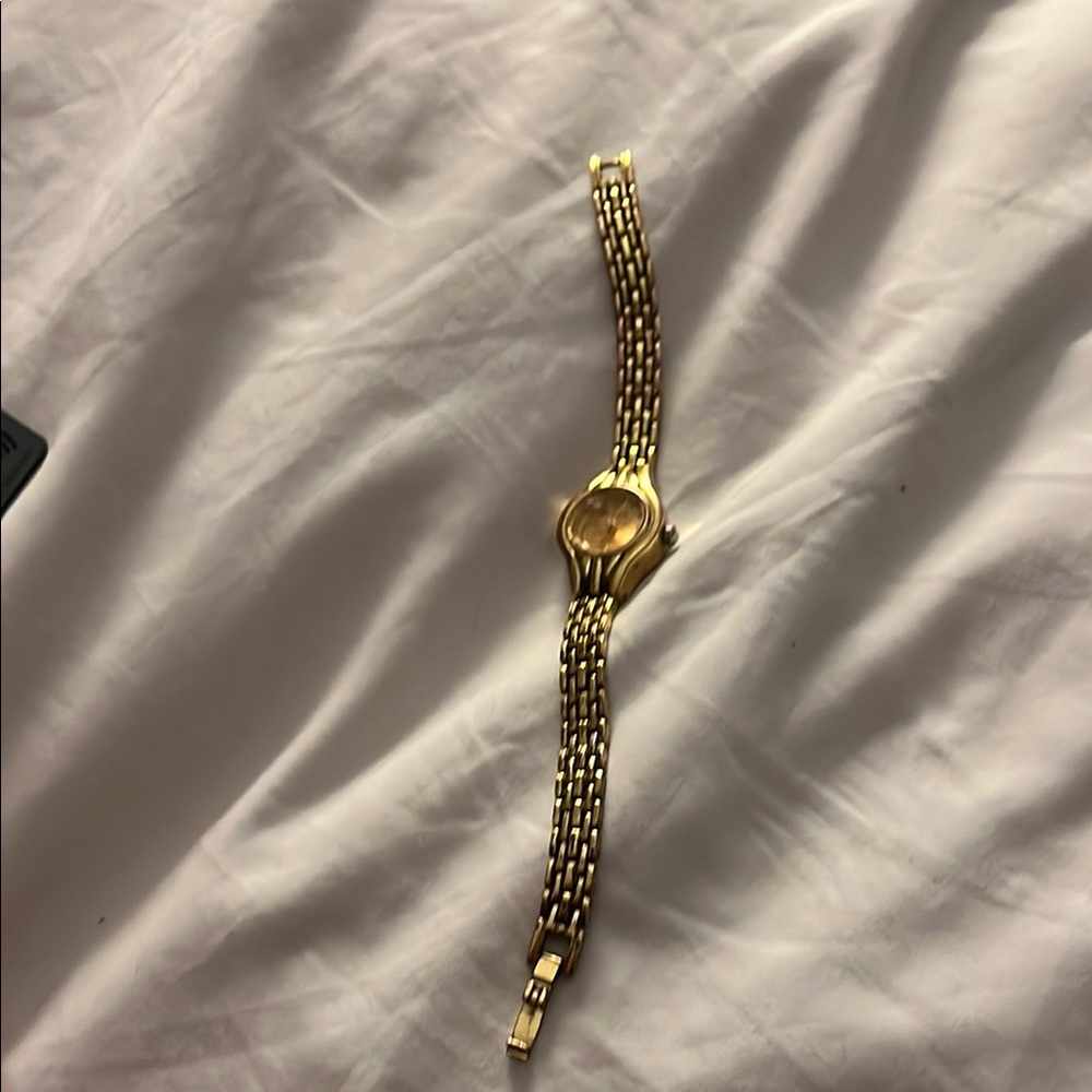 Elegant Gold Women's Watch